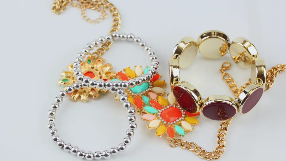 Gioielli della collezione Coolstreetstore